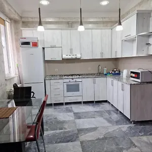 элитный дом в Апартаменты Батуми